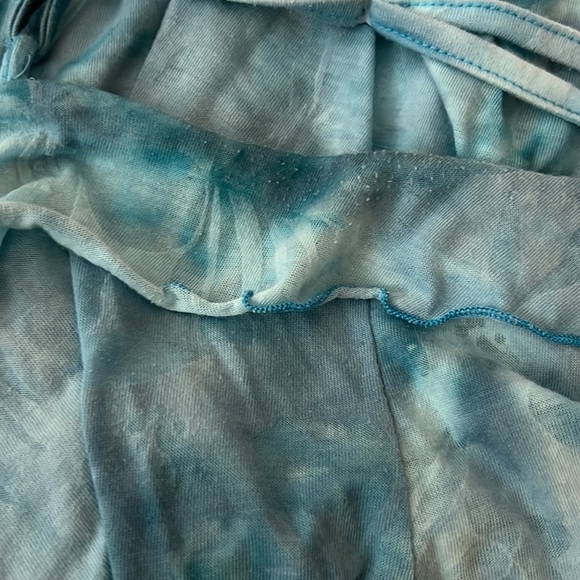 🏝Tank Top 🏝 - Picture 4 of 5